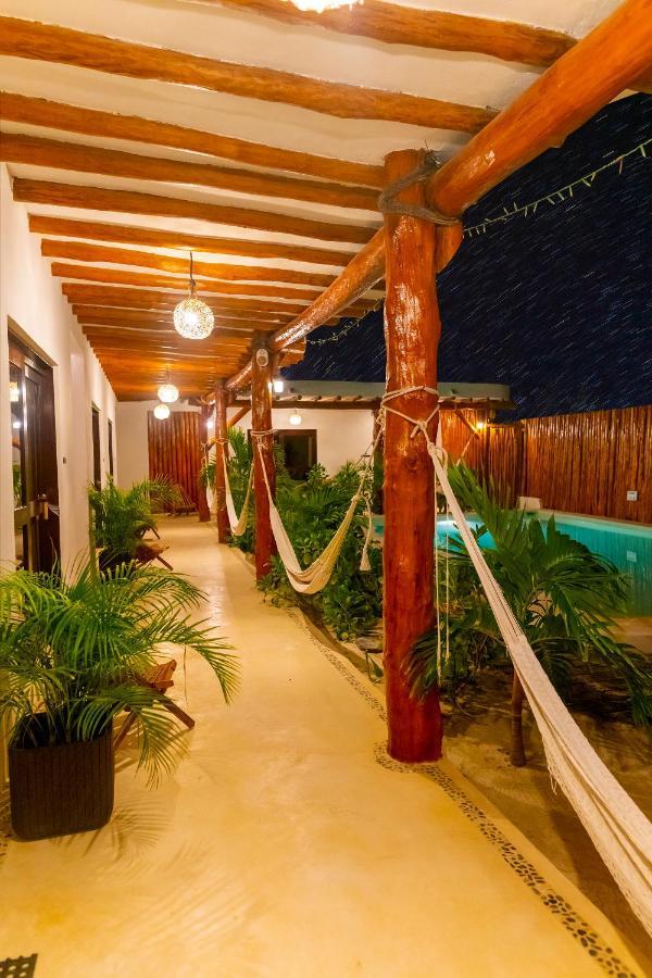 Mis Suenos Holbox Hotel Exterior photo